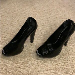 Lines Paolo Heels- Black Patent Leather 4.5